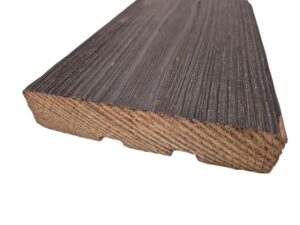 Terrassbrädor. Bränd / borstad Thermo-furu